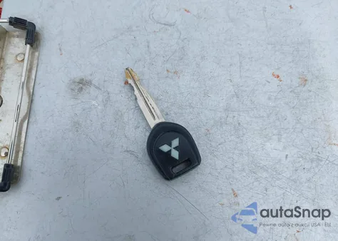 2005 Mitsubishi Outlander Xls из США, поврежденный, VIN JA4LZ41F45U033672